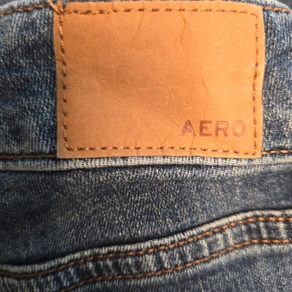 AERO WOMENS MID RISE BOOT CUT JEANS - SIZE 10L - LIKE NEW - Picture 3 of 5
